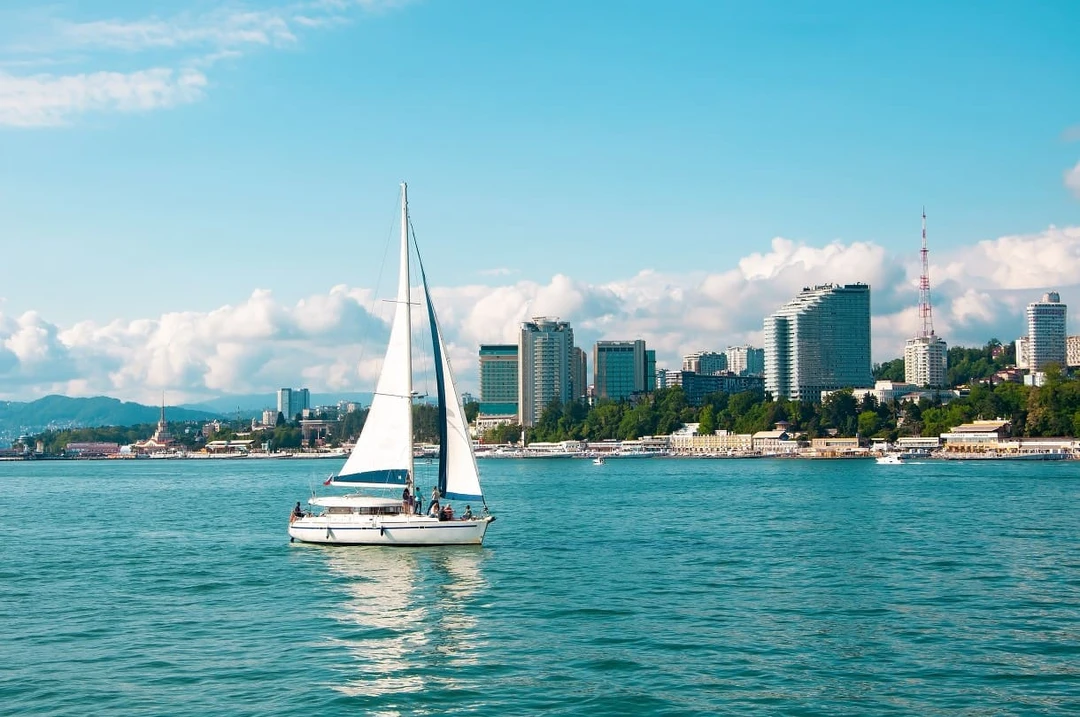 Побережье Сочи с воды